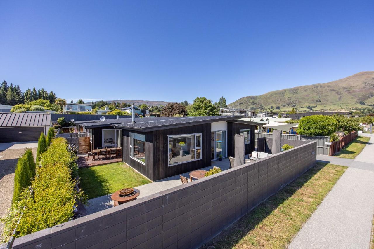 Prime Location On Warren St - 3 Bedroom Town House Wanaka Buitenkant foto
